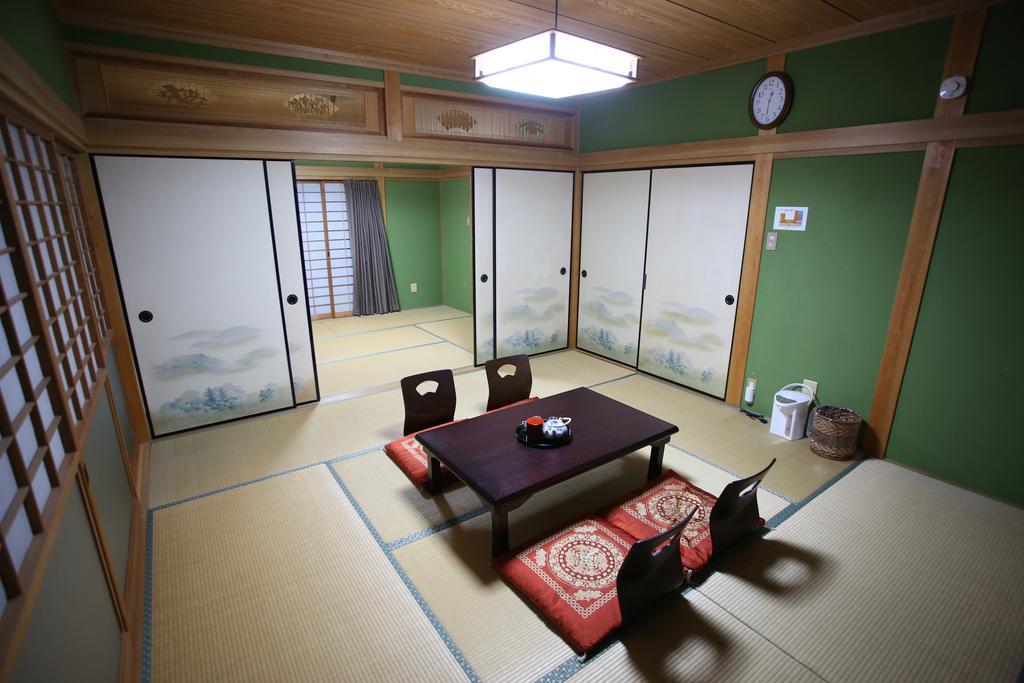 Minshuku Tenhou Otel Takachiho Dış mekan fotoğraf