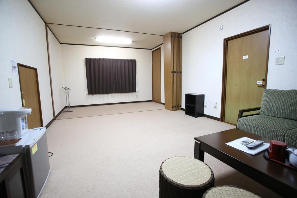Minshuku Tenhou Otel Takachiho Dış mekan fotoğraf
